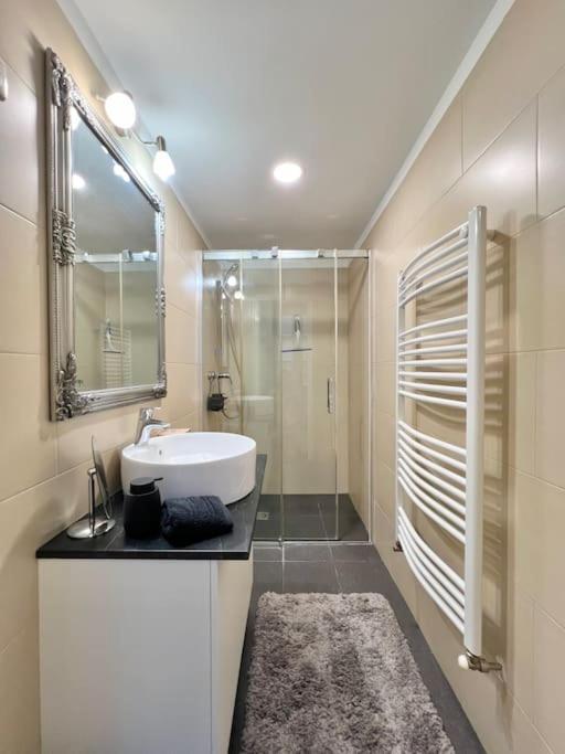 Best Location Up To 6 Guests Budapeşte Dış mekan fotoğraf